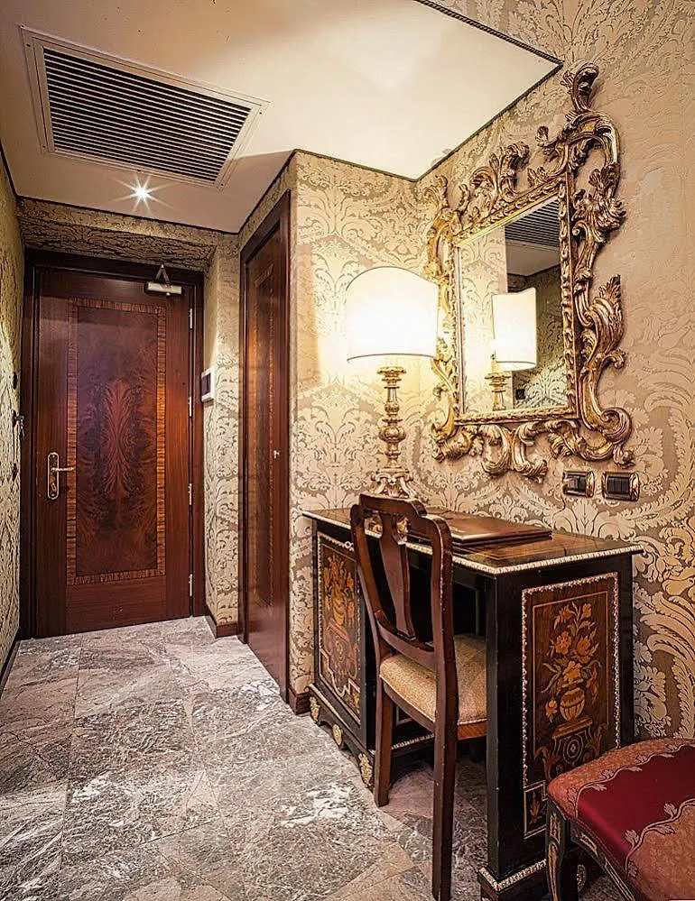 Hotel Des Epoques Rom 3*,
