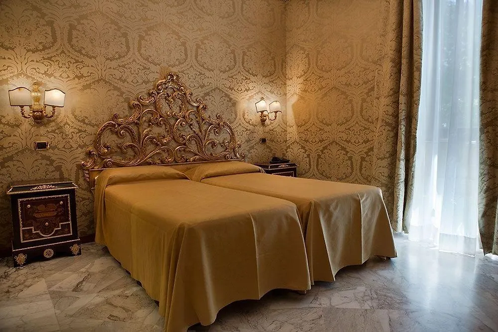 Hotel Des Epoques Rome